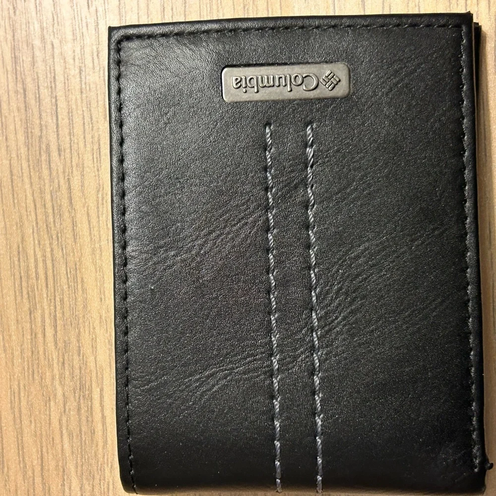 Columbia Black Leather Wallet